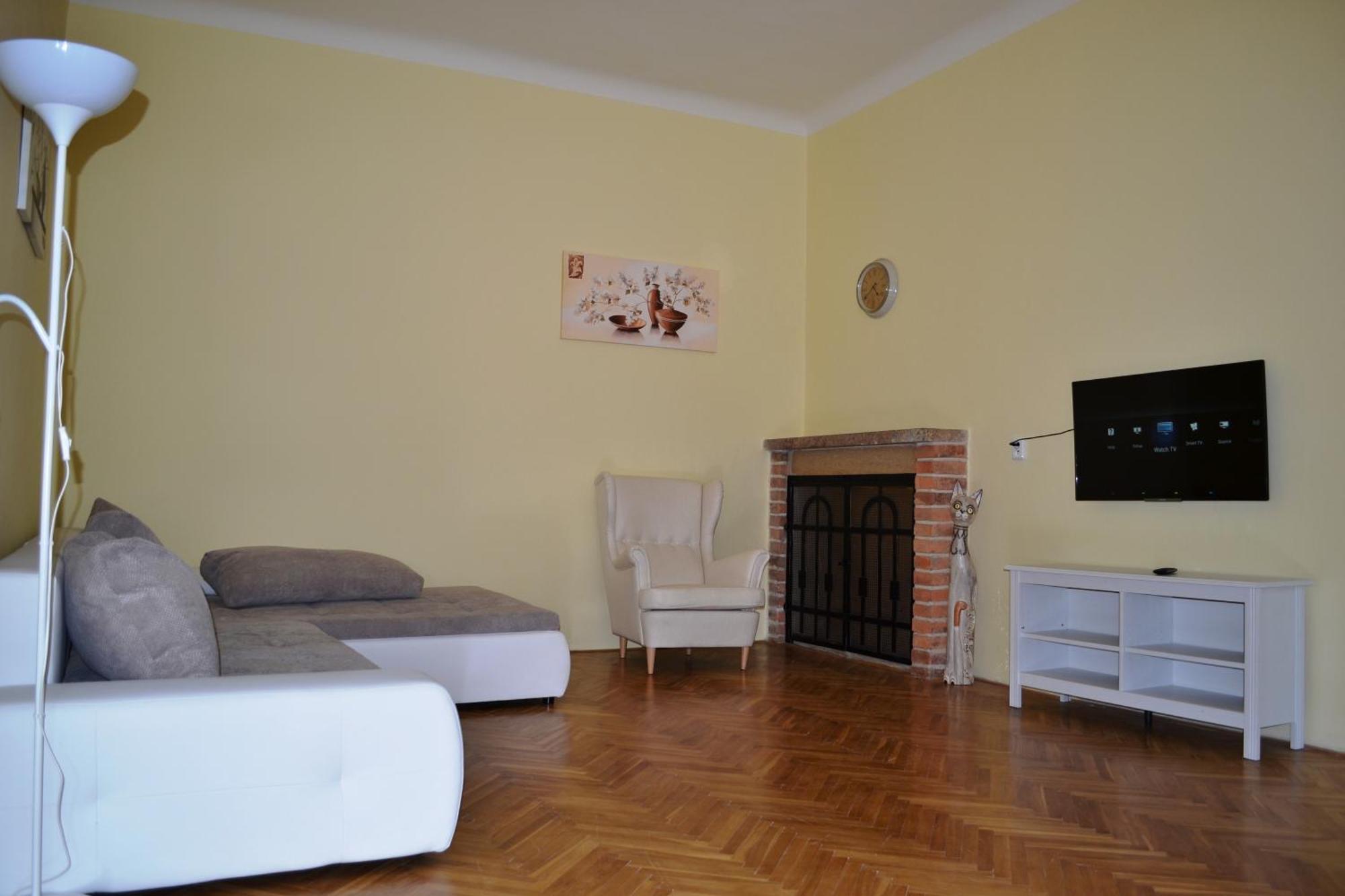 Sunflower 2Bdr Flat By Ruterra Prague Luaran gambar